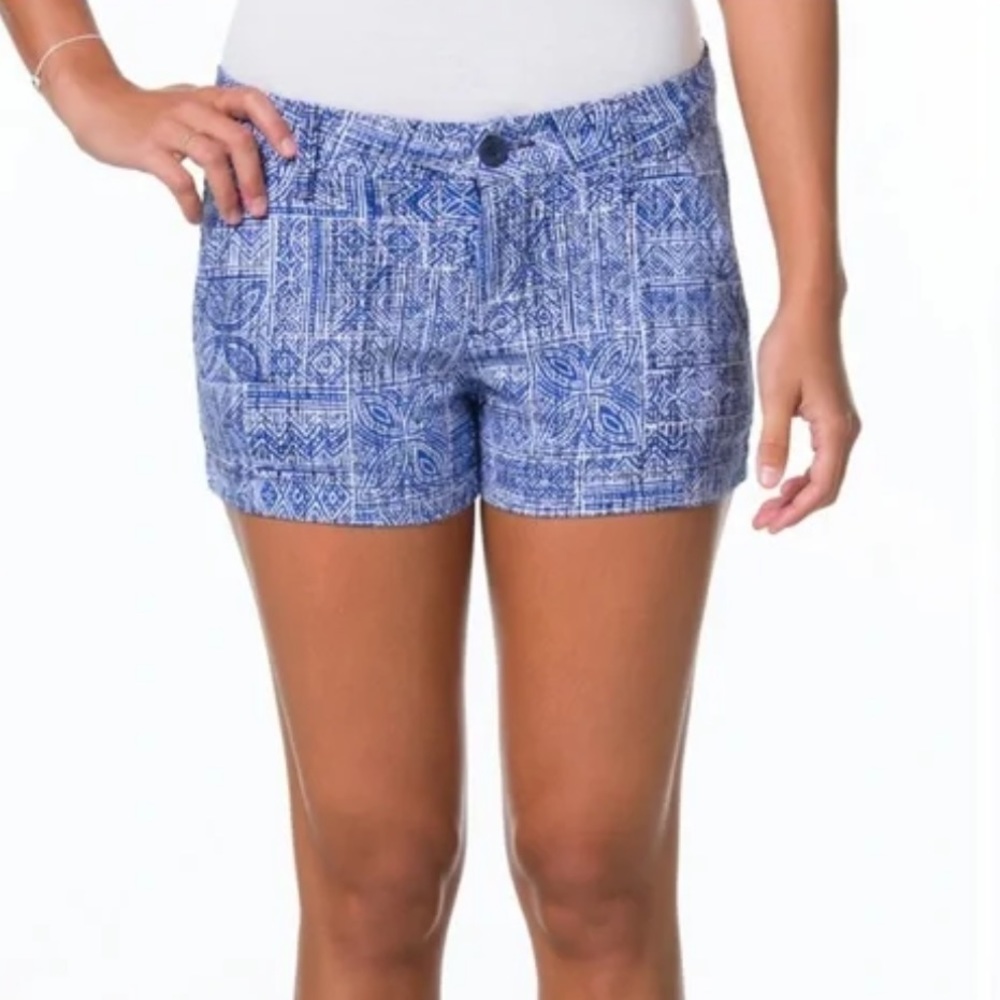 14 Tori Richard Tiki Print Shorts Size 6 Blue White Resort Mid Rise Hawaiian